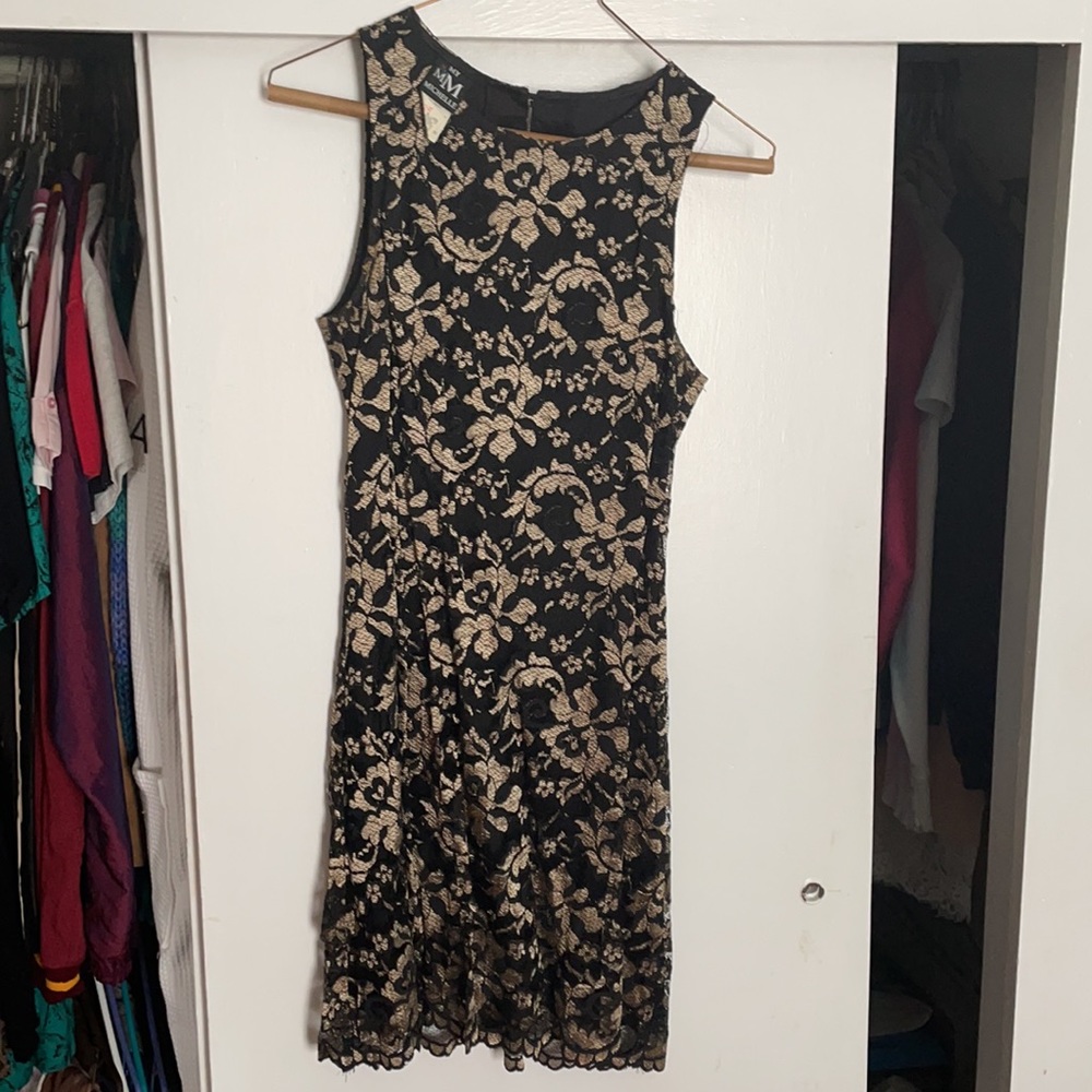 Dress - Picture 2 of 3